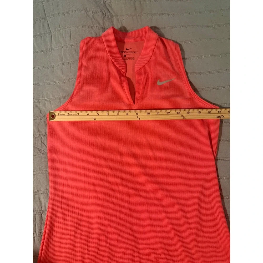 Nike AeroReact Womens Sleeveless Golf Polo Tank Pink Racerback Blade Collar M